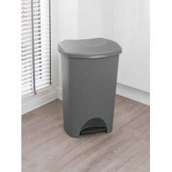 Addis 50-litre Pedal Bin in Metallic Silver Addis 50-litre Pedal Bin in Metallic Silver