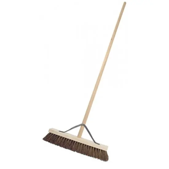 18" Bassine Platform Brush with 54" Shaft & Stay